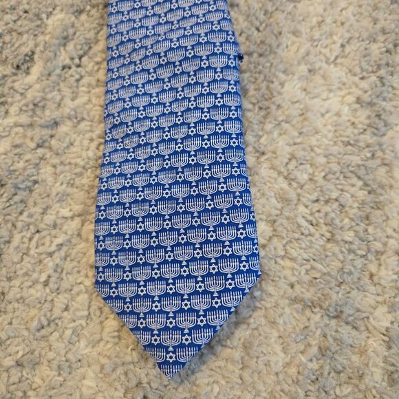 Vineyard Vines Tie Blue Whale Sea Splash New With Tag - Picture 2 of 5